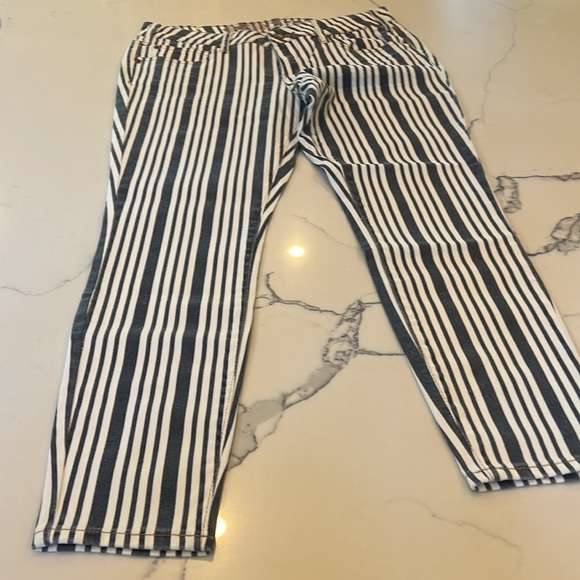 Ladies Pants - Picture 2 of 7